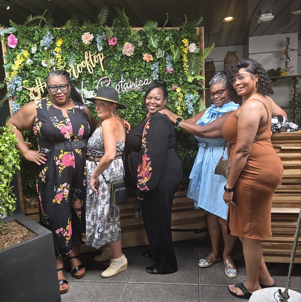 WARDROBE POP CONNECTS-POSH MEETUPS - Picture 10 of 16